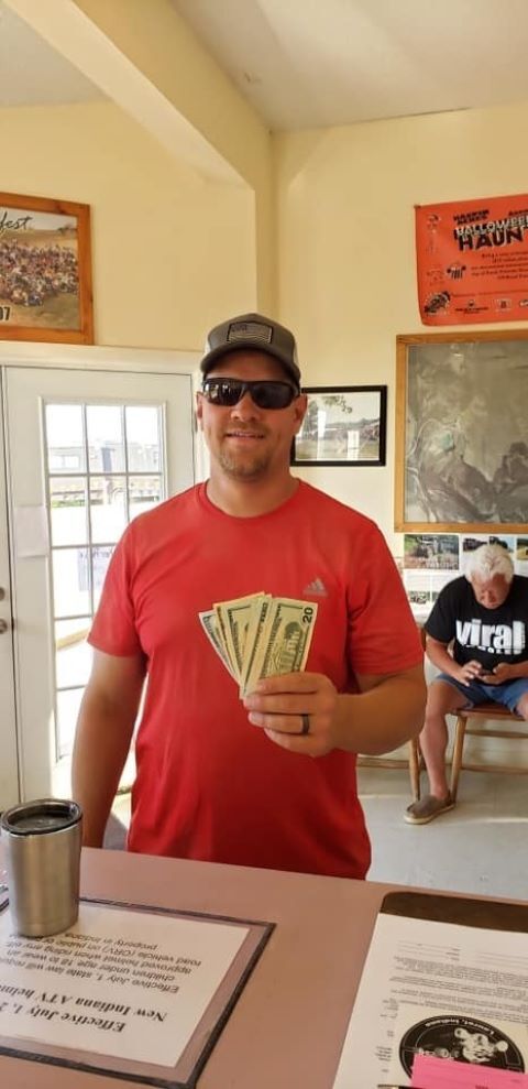 Jeremy Cordonnier with money